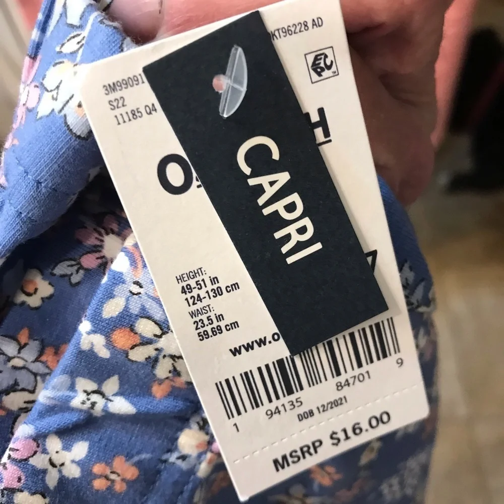 ▪️OSH KOSH Floral Capri Leggings